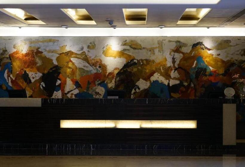 فندق Taj Chandigarh