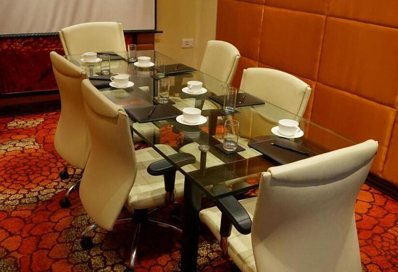 فندق Taj Chandigarh