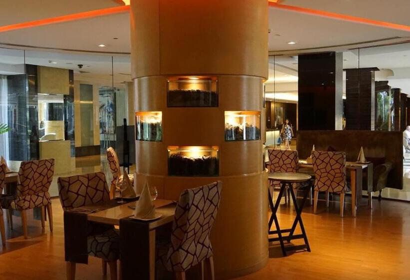 فندق Taj Chandigarh