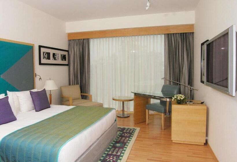 فندق Taj Chandigarh