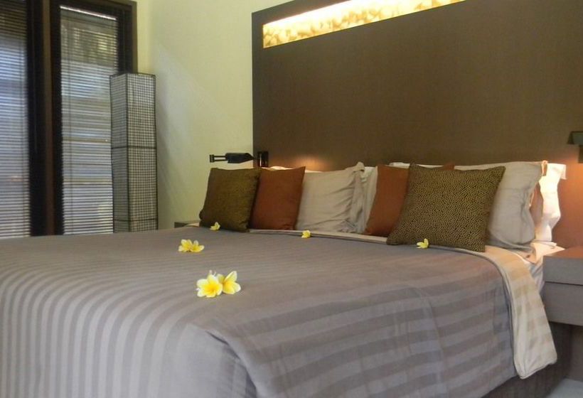 ホテル Ahimsa Beach