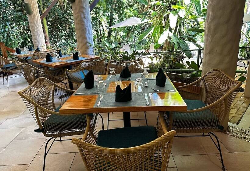 호텔 The Falls At Manuel Antonio