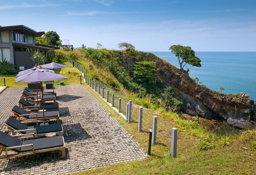 Отель The Houben Adult Only