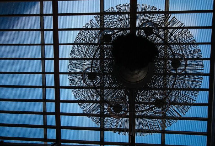 Отель The Houben Adult Only