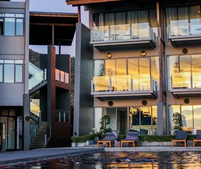 Отель The Houben Adult Only