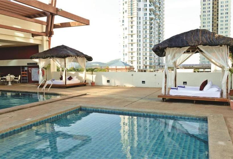 בית מלון כפרי The Klagan Regency