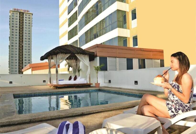 בית מלון כפרי The Klagan Regency