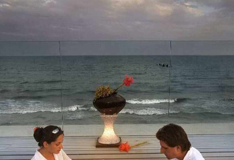 فندق The Promenade