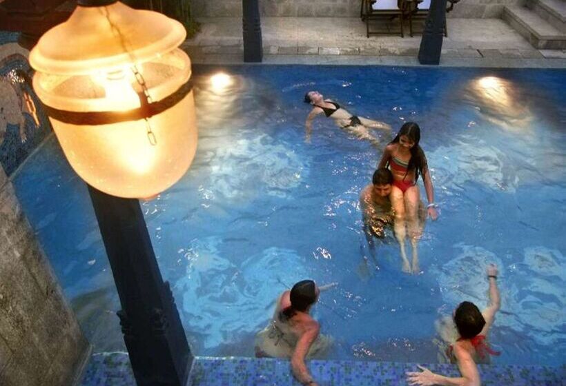 فندق The Promenade