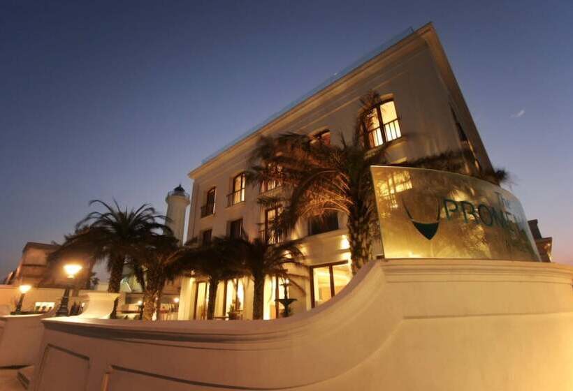 فندق The Promenade