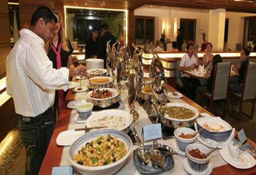 فندق The Promenade