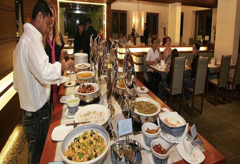 فندق The Promenade