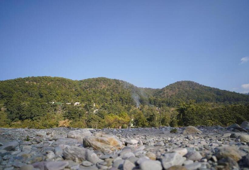 בית מלון כפרי The Solluna Resort