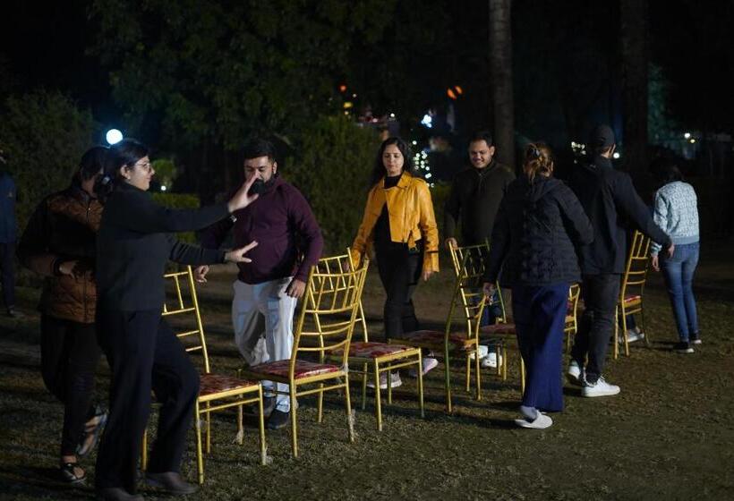 בית מלון כפרי The Solluna Resort