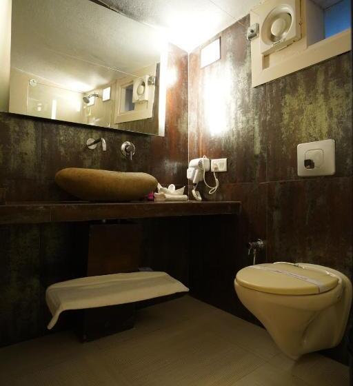 בית מלון כפרי The Solluna Resort