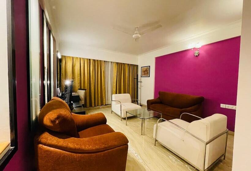 ホテル The Wall Street Beacon, Jaipur