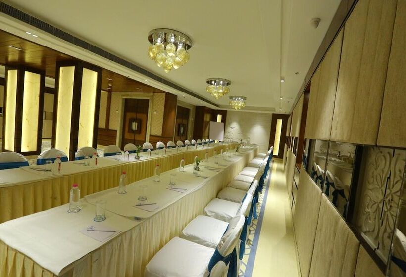 ホテル The Wall Street Beacon, Jaipur