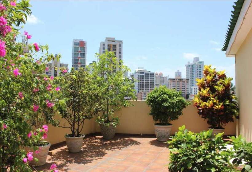 בית מלון כפרי Toscana Inn