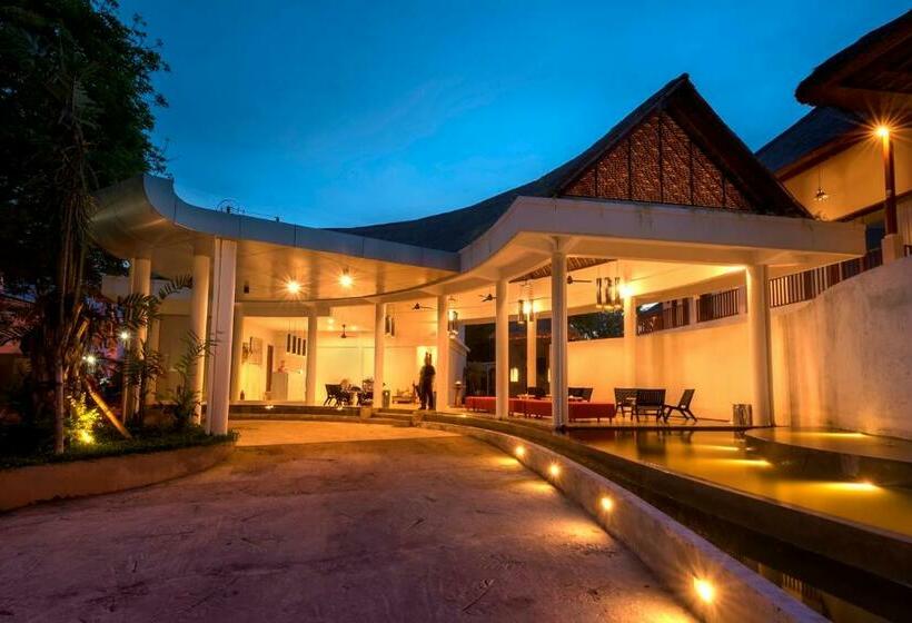 בית מלון כפרי Villa Puri Ayu