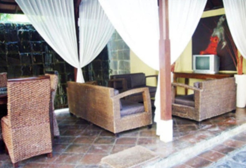 בית מלון כפרי Villa Puri Ayu