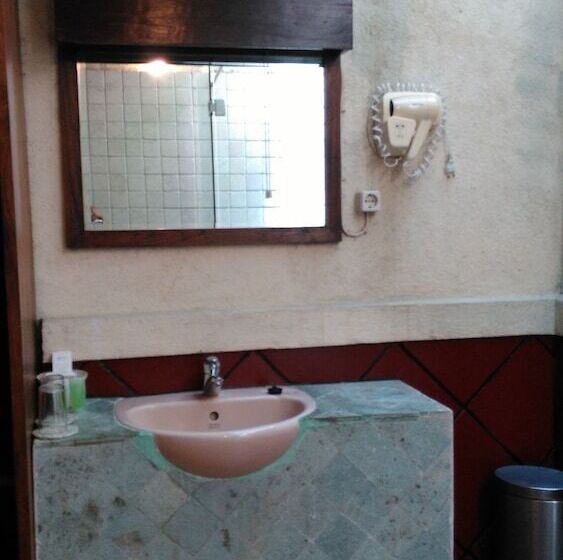 בית מלון כפרי Villa Puri Ayu