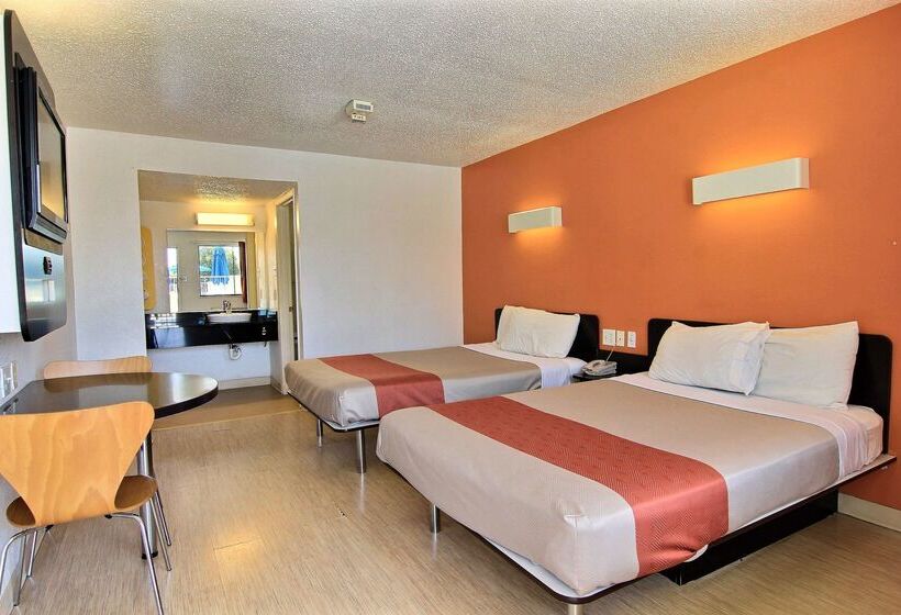 Motel 6 Austin, Tx