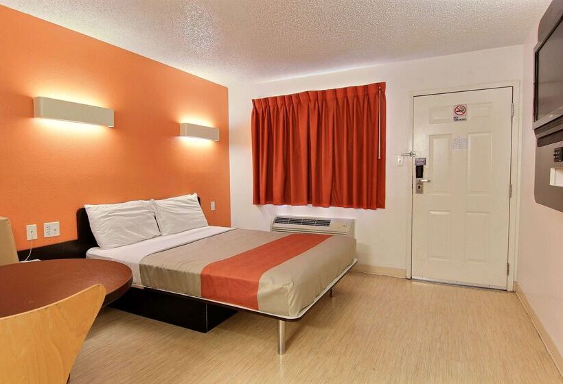 Motel 6 Austin, Tx