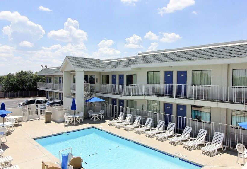Motel 6 Austin, Tx