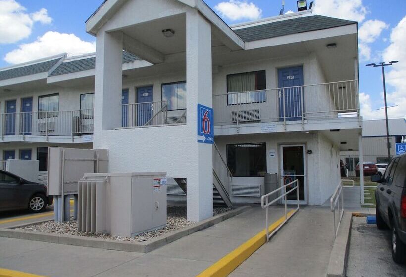 Motel 6 Austin, Tx