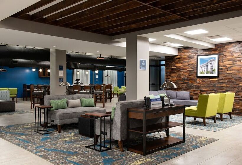 モーテル Four Points By Sheraton Omaha Midtown