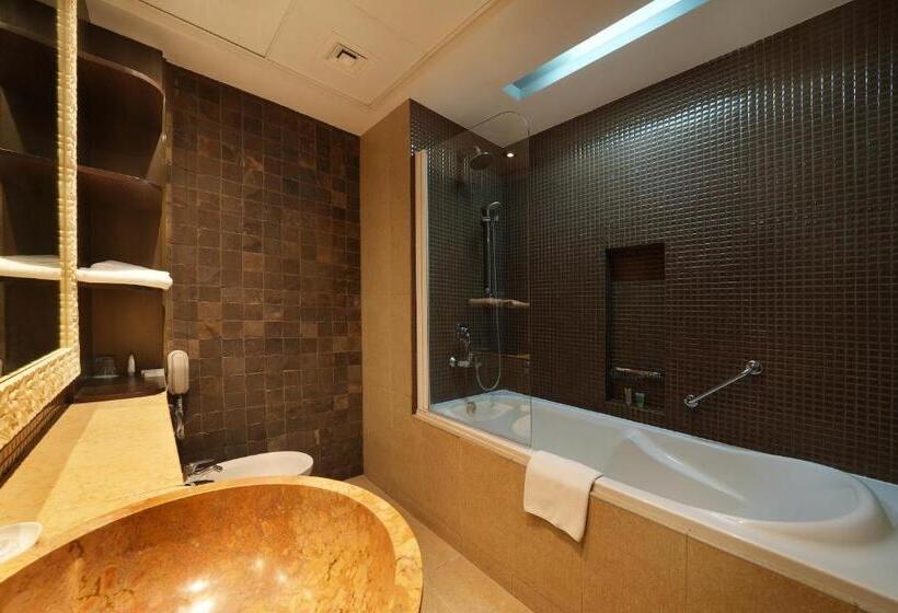 Park Apartments Dubai, An Edge By Rotana