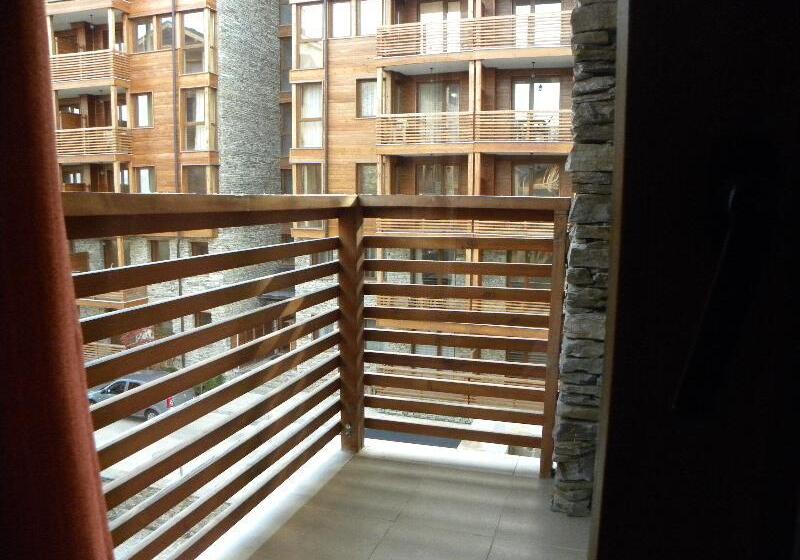 Saint Ivan Ski Apartments