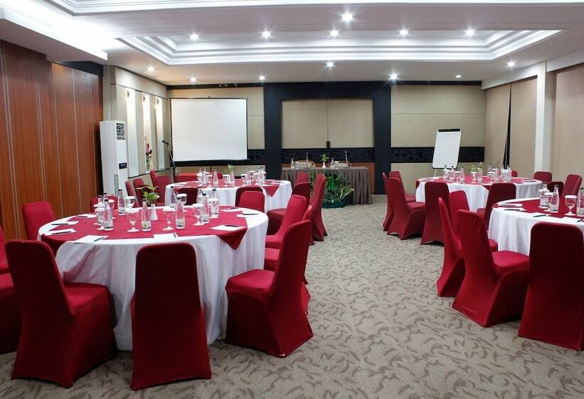 Singgasana Hotel Makassar