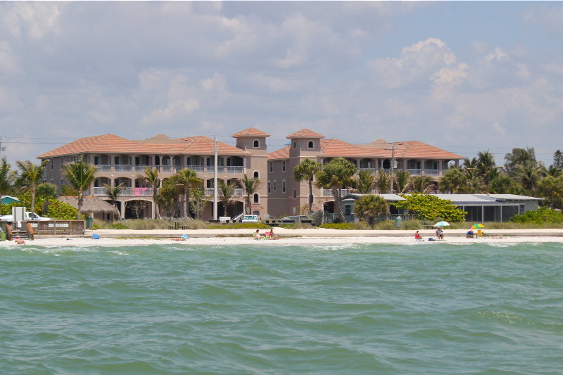 Universals White Cap Beachfront Apartments