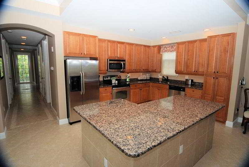 Universals White Cap Beachfront Apartments