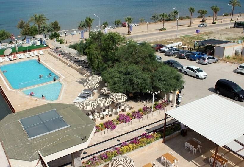 Wa Cesme Farm Hotel Beach Resort & Spa