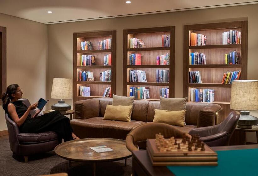 فندق Les Suites At The Cliff Bay   Portobay