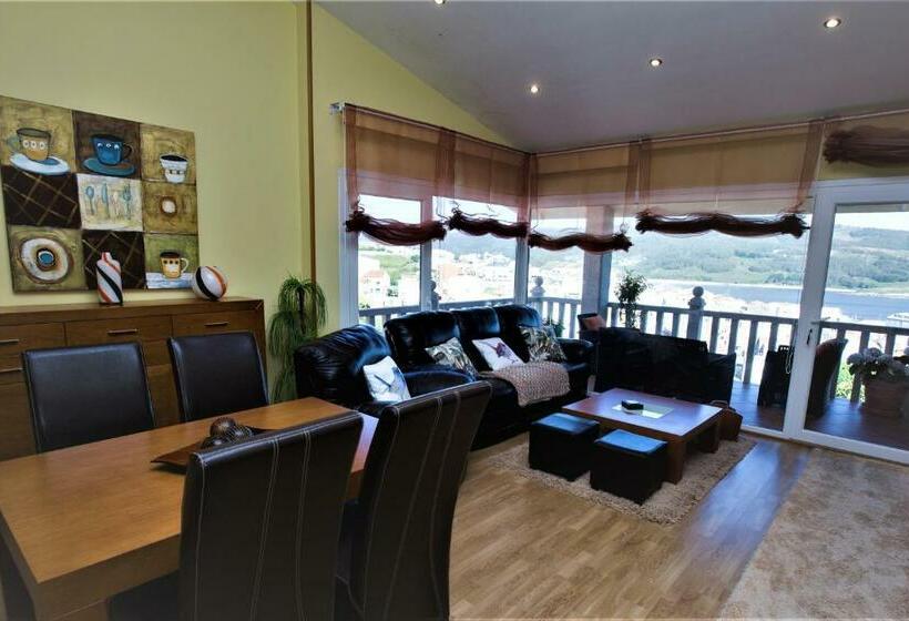 Hospedium Galitrips Vila Maruja Corme