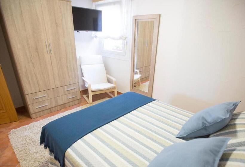 Hospedium Galitrips Vila Maruja Corme