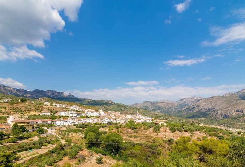 Apartamentos Serrella