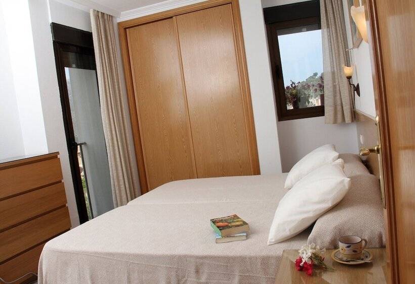 Apartamentos Serrella