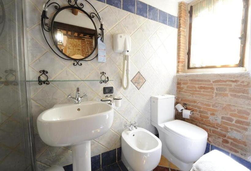 تختخواب و صبحانه Antica Corte Dei Principi Charming Rooms