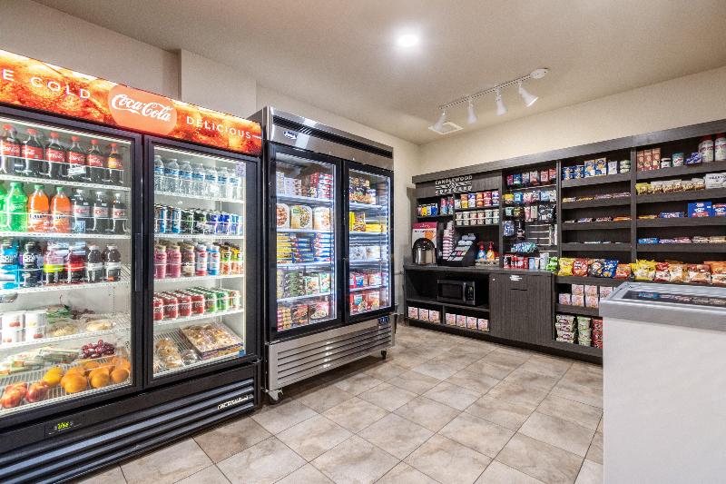 Candlewood Suites Portland Airport, An Ihg