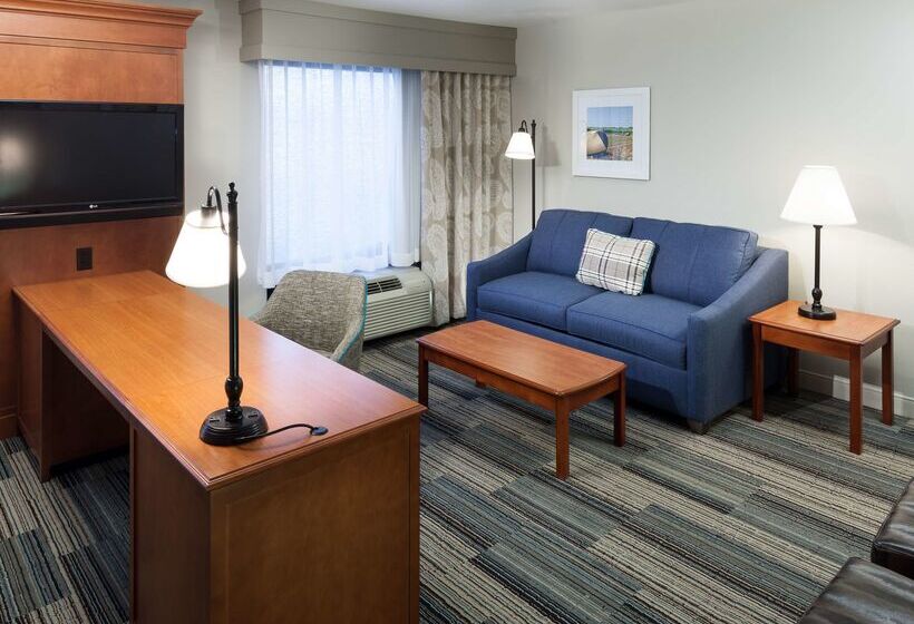 Hampton Inn & Suites Cedar Rapids  North