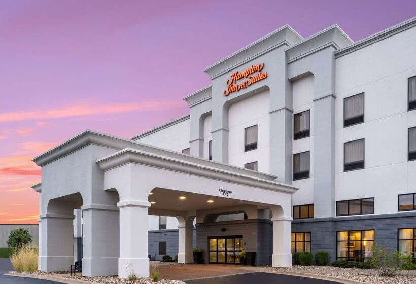 Hampton Inn & Suites Cedar Rapids  North