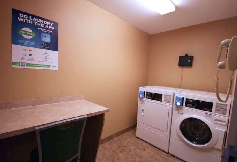 Hampton Inn & Suites Jacksonville   Beach Blvd/mayo Clinic