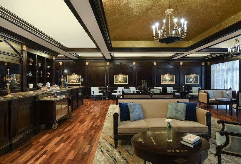 Al Aziziyah Boutique Hotel By The Torch