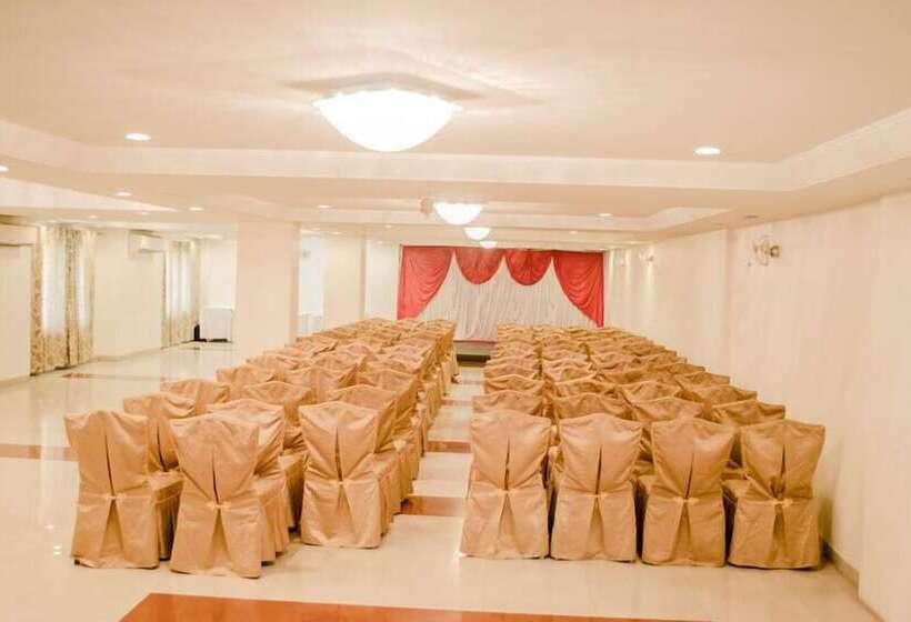 בית מלון כפרי Ambience Executive