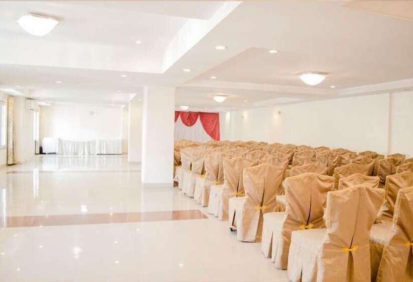 בית מלון כפרי Ambience Executive