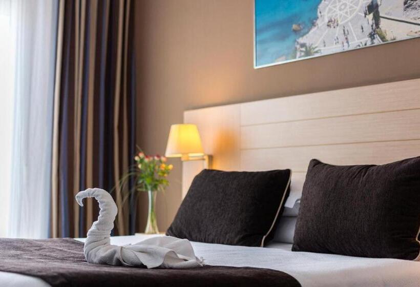 בית מלון כפרי Mena Plaza